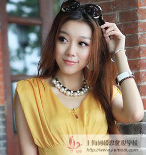 你喜歡什么風格的眼線畫法？一起來看看吧，上海化妝學校