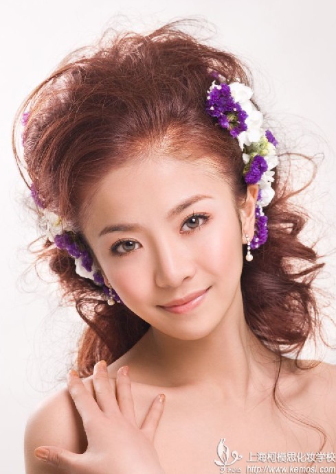 學(xué)化妝怎么樣？選對(duì)學(xué)校是關(guān)鍵