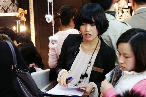 柯模思參加6月大眾皆喜婚禮節(jié)_上海柯模思化妝學(xué)校