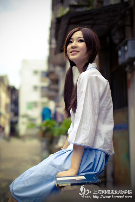 化妝學校怎么選？上海學化妝哪里好？之上海學化妝哪里好？知道了選擇學校的標準，想必這就不再是問題了