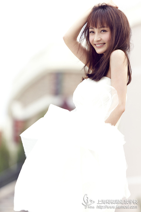 生活妝怎么畫？步驟有哪些？妝容魅力指數由你掌控之怎么畫出像姚笛這般自然而優(yōu)雅的生活淡妝呢？