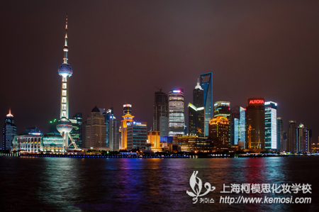哪里學化妝比較好？蘇州、杭州最好的化妝學校是哪家？之化妝學校沒有必要選擇在本地，更有發展潛力的上海絕對是首選