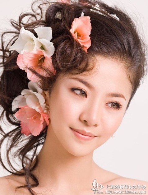 化妝師學徒影樓新娘上海柯模思化妝學校