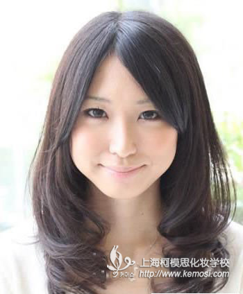 改變小清新發型，輕松度過每一日_上海柯模思化妝學校