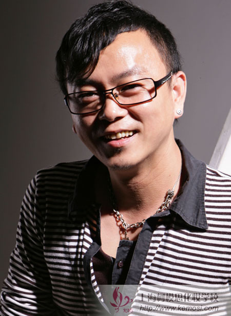 上海柯模思化妝學校
