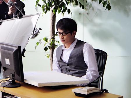 首邦一梳黑廣告拍攝化妝造型