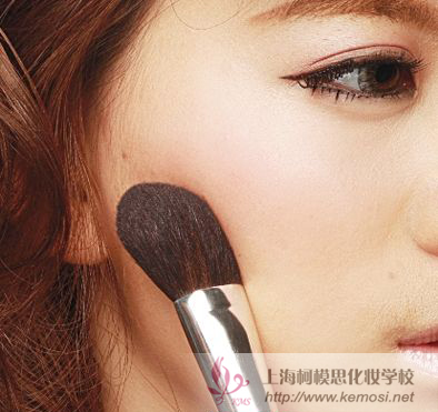 蘿莉妝容甜美又可愛