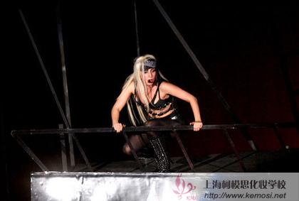 lady gaga臺中新歌發布會性感亮相