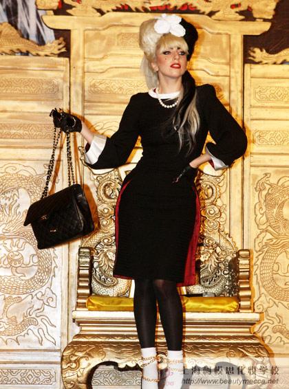 lady gaga扮另類女王