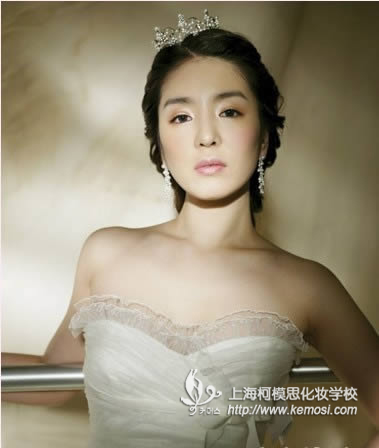 美麗新娘_上海柯模思化妝學校