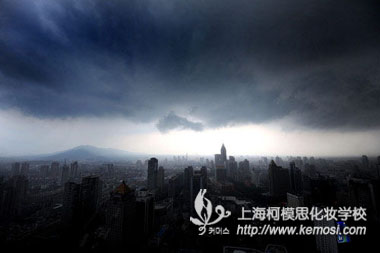 柯模思盛大晚會隆重舉行，打破世界末日預言