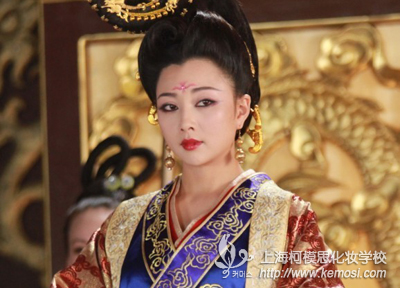 中國傳統(tǒng)唐妝造型