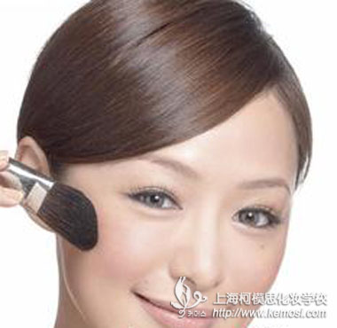 怎樣畫新娘妝？柯模思教你成為艷驚四座的最美新娘