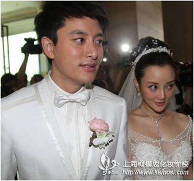 盤點2012年最美的明星婚紗  靚麗妝容配精致婚紗助你變身最美新娘
