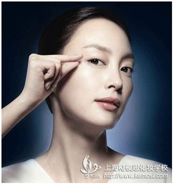 如何化自然妝？怎么化妝好看？怎樣才能達到淡妝素面總相宜？