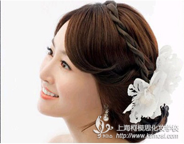 好看韓式新娘盤發大集合 ，柯模思教你選擇最適合自己的新娘發型