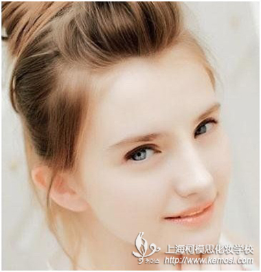 毛孔粗大該怎么辦？柯模思教你查原因找方法不做毛孔粗大妹