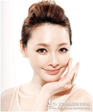 彩妝常用色彩有哪些？ 柯模思教你通過(guò)色彩解析人物性格