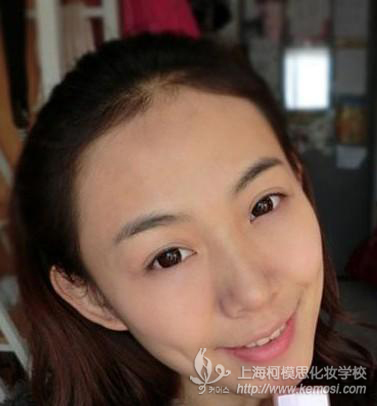 最靚自拍妝容 柯模思教你如何打造韓式小煙熏