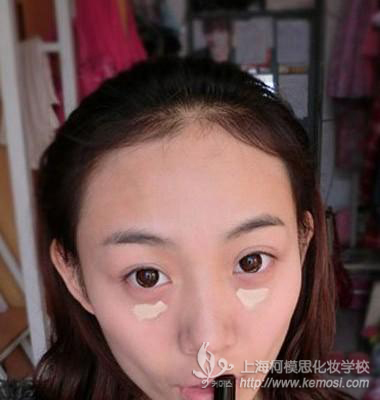 最靚自拍妝容 柯模思教你如何打造韓式小煙熏