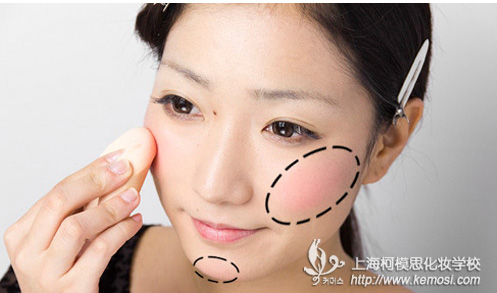 日系甜美復(fù)古妝上海柯模思化妝學(xué)校