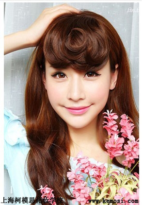 女生學(xué)化妝以后可以從事什么工作？上海柯模思化妝學(xué)校