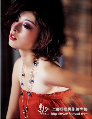彩妝師好就業嗎？