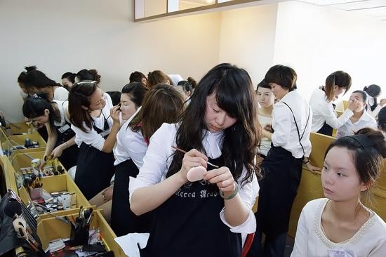 韓國化妝師等級證書考試現場