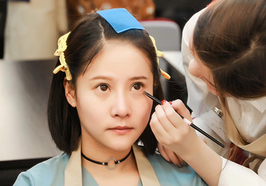 柯模思化妝學(xué)校