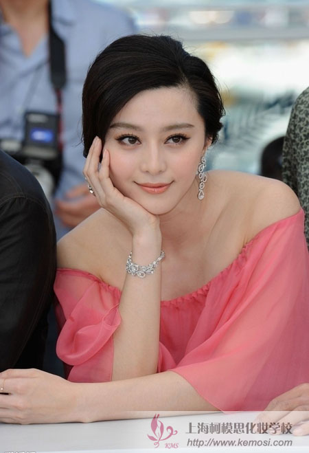怎么樣化妝打扮自己才漂亮